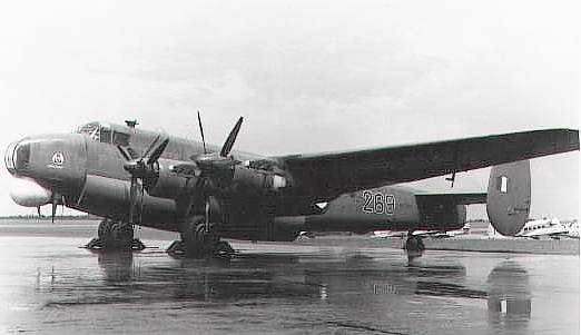 Shackleton VP287 of 269 Squadron